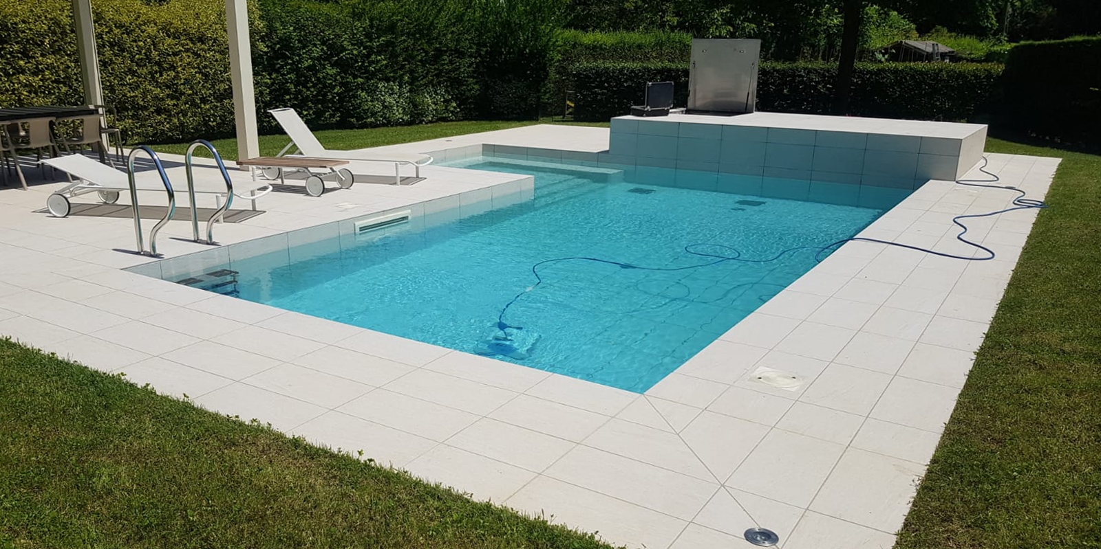 Piscine a skimmer